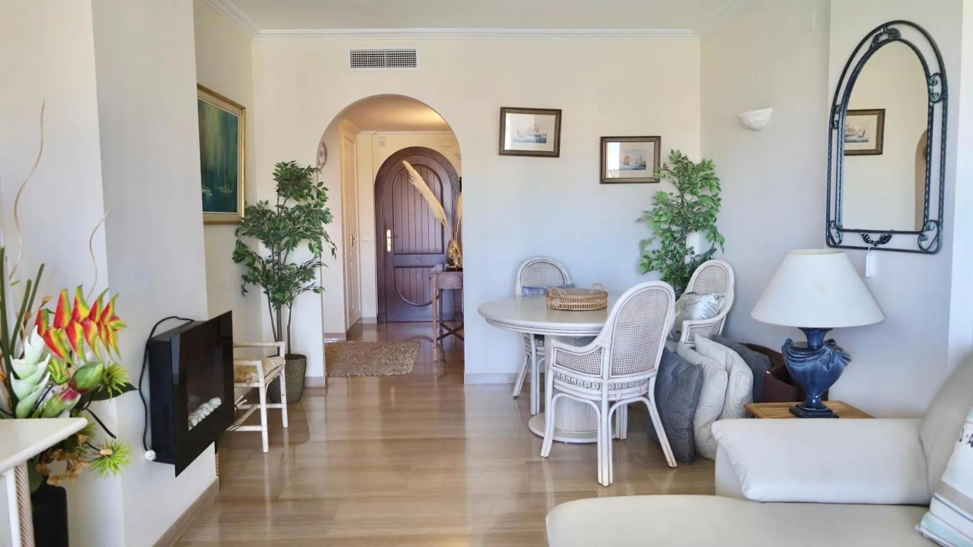 Simply Astonishing Location Apartment Benalmadena 0*,