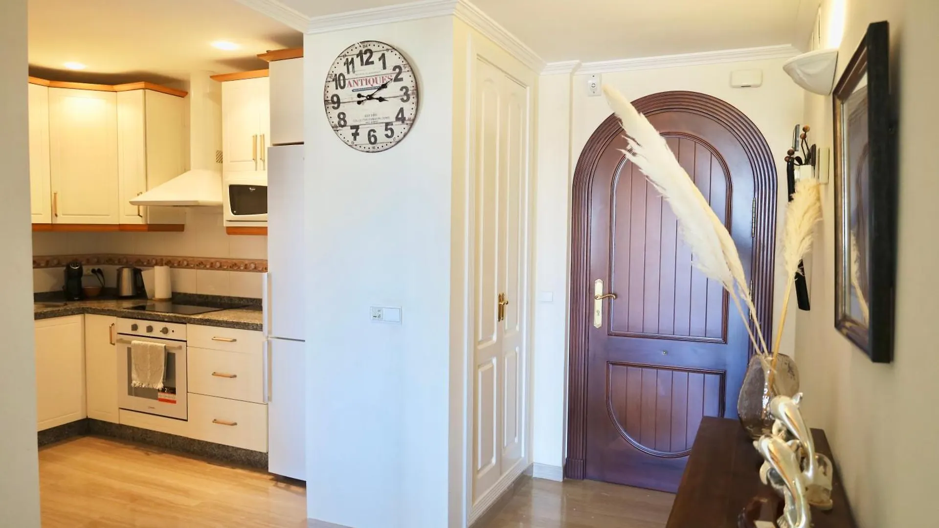 Simply Astonishing Location Apartment Benalmadena 0*,  Spain